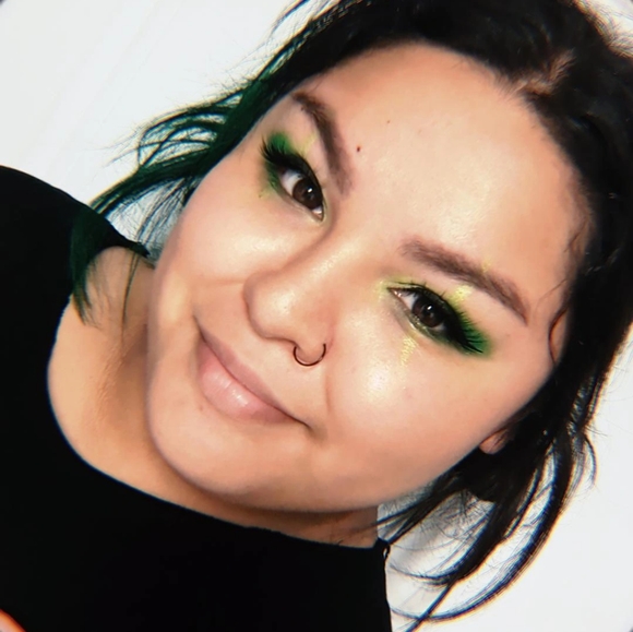 Profile Picture of Ren Jay (@e_jay1) on Poshmark