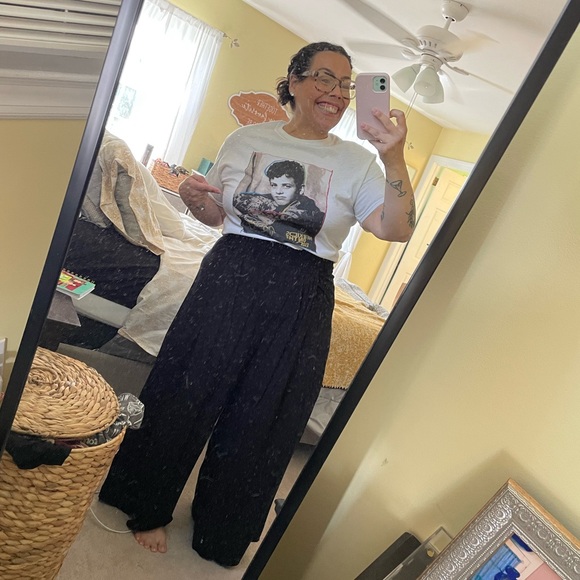 Profile Picture of Lisa Percopo (@lipi143) on Poshmark