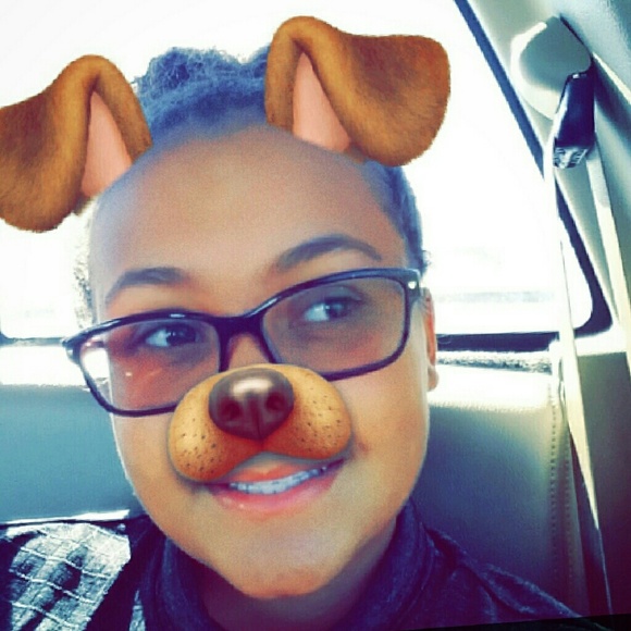 Profile Picture of Machara Jusino (@savvyqueen03) on Poshmark