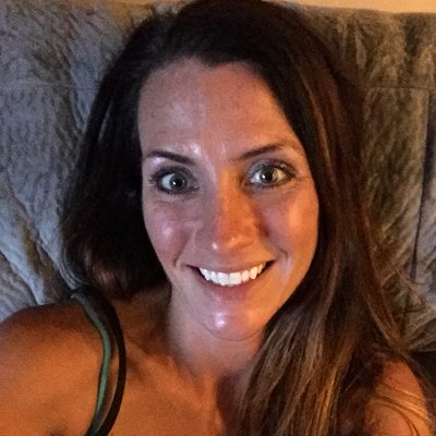 Profile Picture of Deanne Barnes (@dbarnes7675) on Twitter