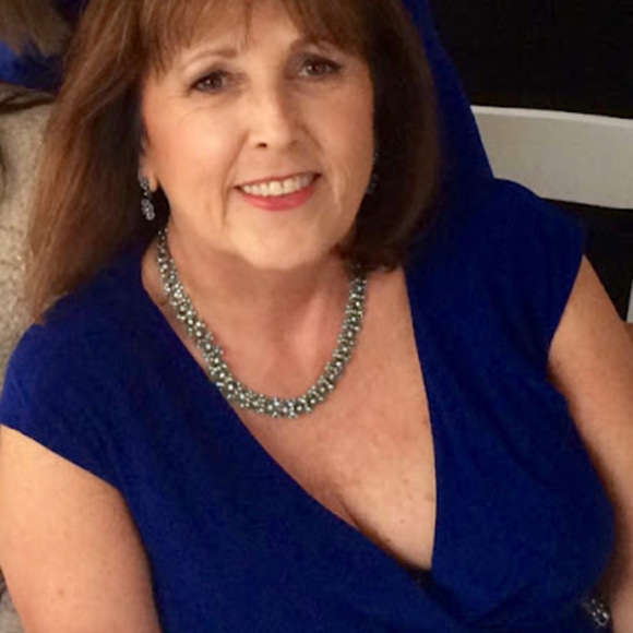 Profile Picture of Connie Stinson (@ctstinson89) on Poshmark