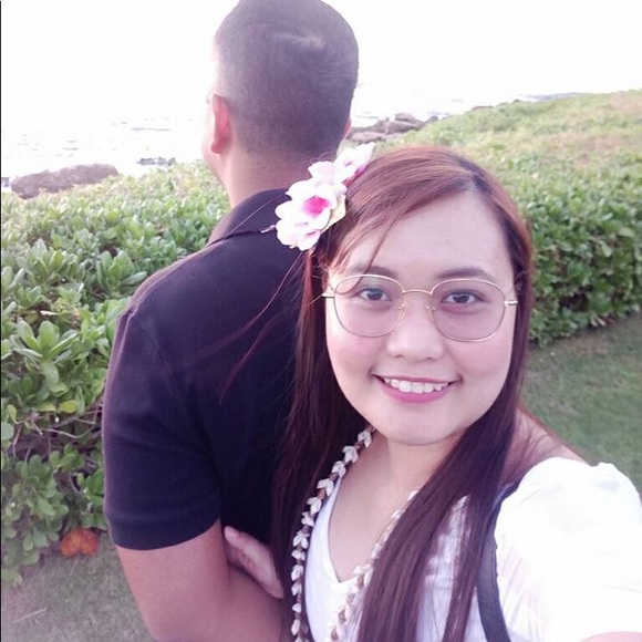 Profile Picture of Katrina Corpuz (@trinacorpuz) on Poshmark