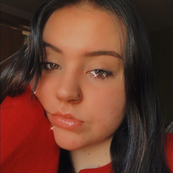 Profile Picture of Ciara Moericke (@jungtaesug) on Poshmark