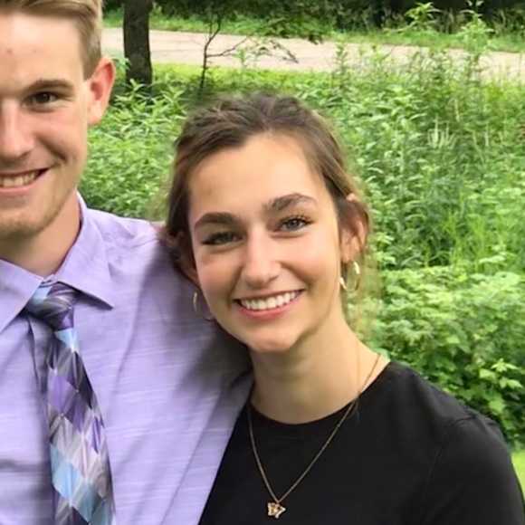 Profile Picture of Mackenzie Merta (@mackenziemerta) on Poshmark