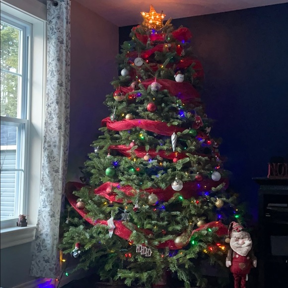 Profile Picture of Greg Thornton (@greg_thornton) on Poshmark