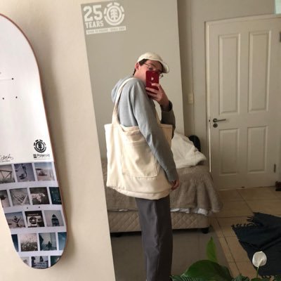 Profile Picture of Aaron Broom (@Aaronbroom17) on Twitter