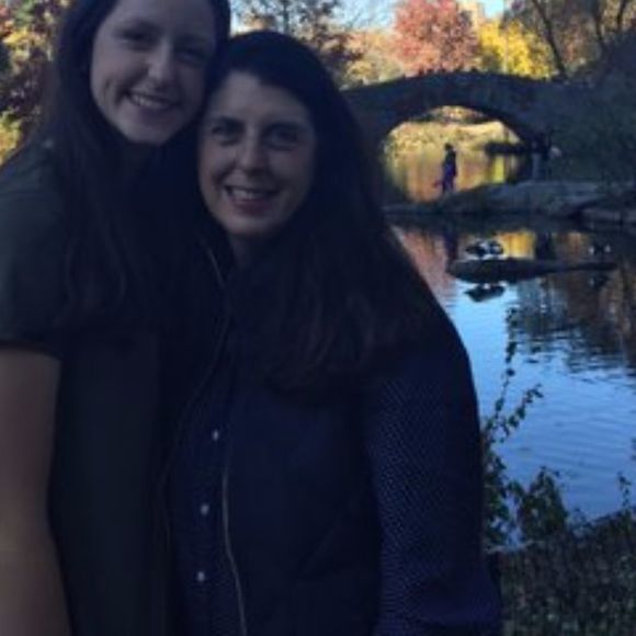 Profile Picture of Leah Kasparek (@woodlandsmom) on Poshmark
