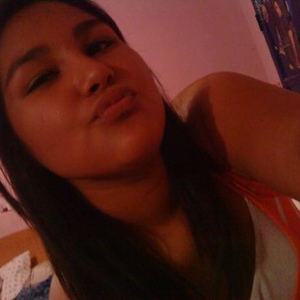 Profile Picture of Emily Marron (@emilylabella) on Myspace