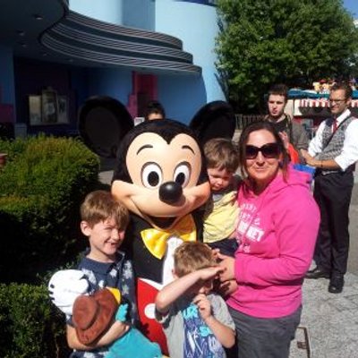 Stephanie Hatcher - Twitter Profile Picture of Stephanie Hatcher (@5tephiev) on Twitter