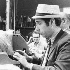 Profile Picture of Fake Randy Beard (@fakerandybeard) on Twitter