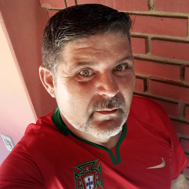 Profile Picture of Zeller (@cazicazeller) on Tiktok