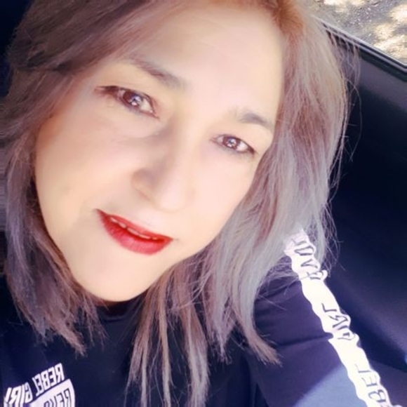 Profile Picture of Risel Fidalgo (@riselfb49) on Poshmark