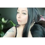 Profile Picture of Devin Roberson (@imfeelinthiiis) on Instagram