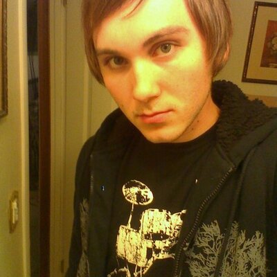 Profile Picture of Shawn Holbrook (@hellosunsetCA) on Twitter