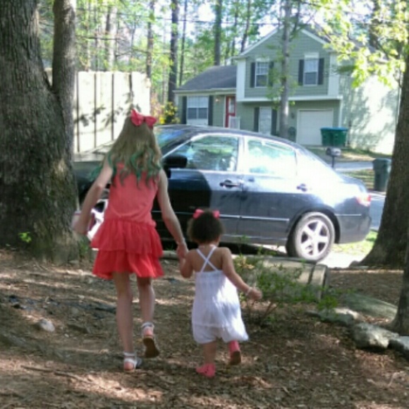 Profile Picture of Mandi Wright (@mandibear1985) on Poshmark