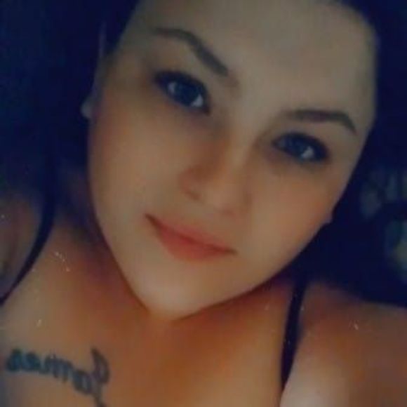 Leanne Whaley - Poshmark Profile Picture of Leanne Whaley (@leanne447) on Poshmark