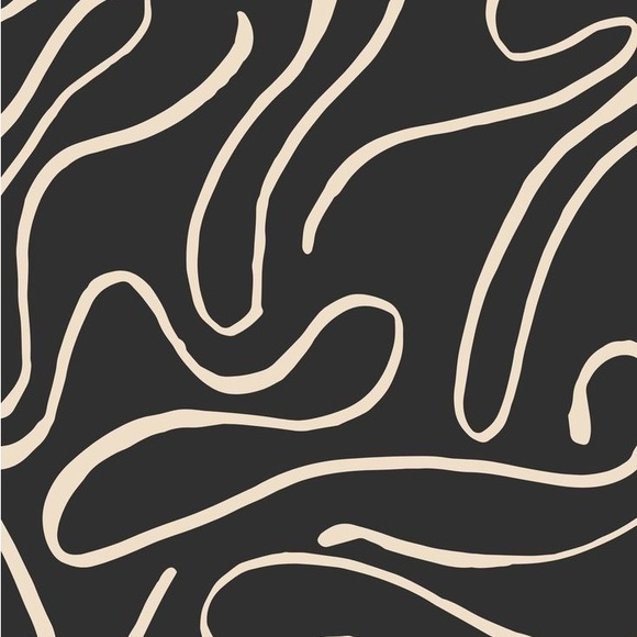 Profile Picture of Léa St-pierre (@lea144) on Poshmark