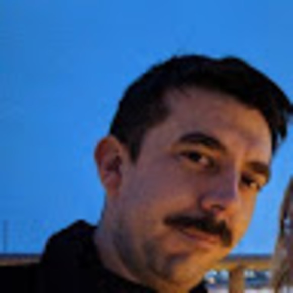 Profile Picture of Stacy Kemp (@alaricus) on Poshmark