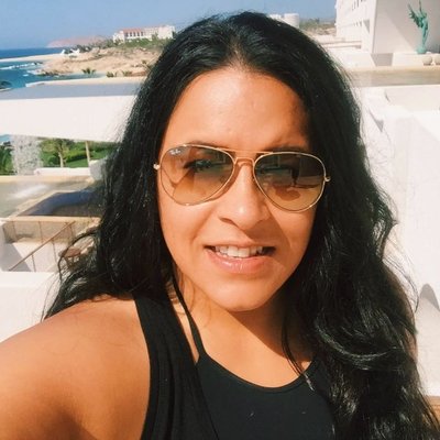 Profile Picture of West Coast Karen (@westcoastkaren) on Twitter