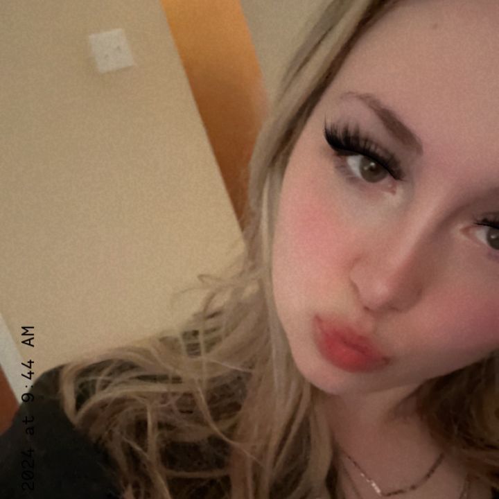 Profile Picture of haley Allen (@@jennieleexo) on Tiktok