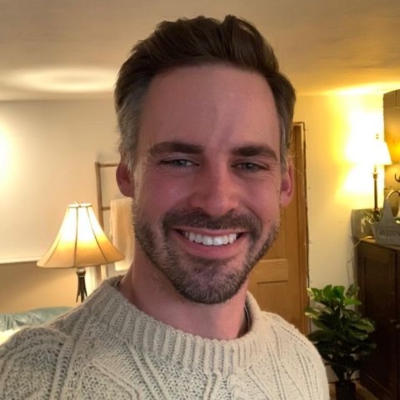 Profile Picture of Matt Holman (@holmanartworks) on Poshmark