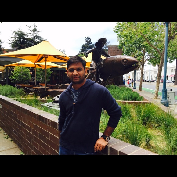 Profile Picture of Anil Kandlakunta (@ankk3713) on Poshmark