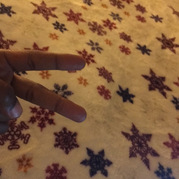 Profile Picture of Jamila Mburu (@jamilamburu) on Poshmark