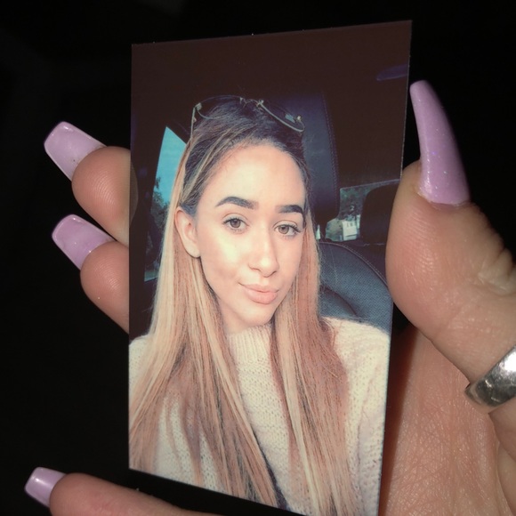 Profile Picture of Alexa Fields (@queenalexaa98) on Poshmark