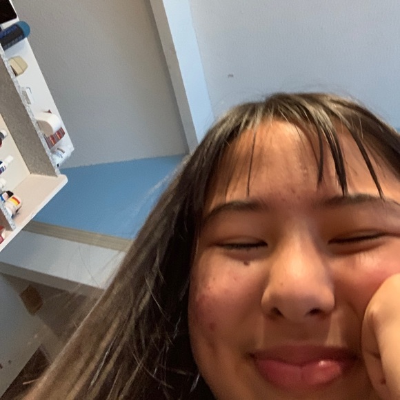 Profile Picture of Kylie Arai (@idiotickylie) on Poshmark