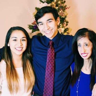 Profile Picture of Chris Velasquez (@chris_velasques) on Twitter