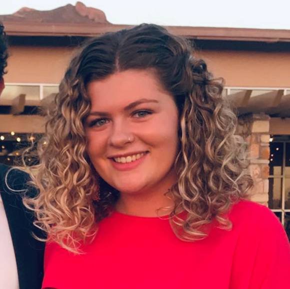 Profile Picture of Ruby Perez-fry (@rubypf01) on Poshmark