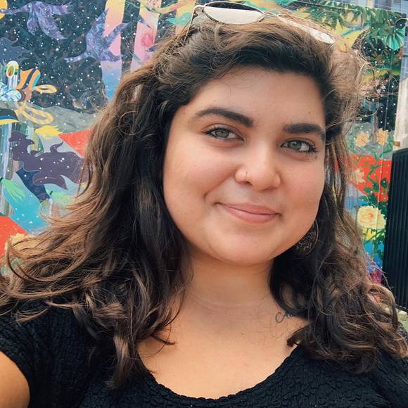 Profile Picture of Vanessa Gomez (@vanessagomez685) on Poshmark