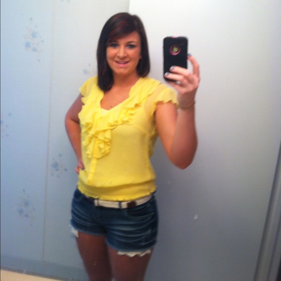Profile Picture of Allison Mikles (@amikles) on Poshmark