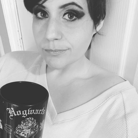 Profile Picture of Anna Mckellips (@airenemendoza) on Poshmark