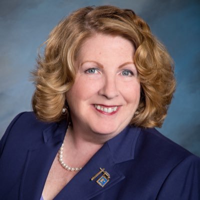 Profile Picture of Janet Romano (@jemmr) on Twitter