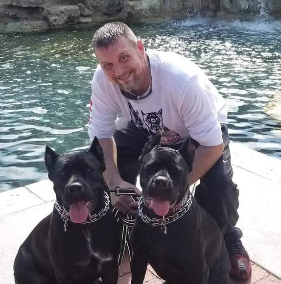 Profile Picture of Jason Fraze (@jasonfraze) on Poshmark