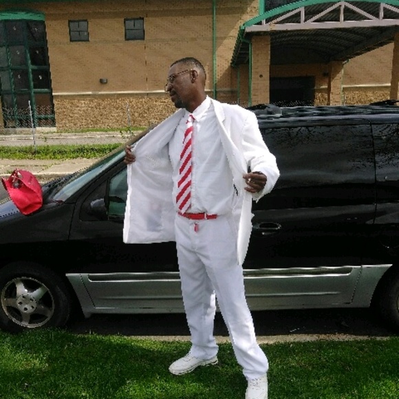 Profile Picture of Otis Shaw (@otisjoepretty) on Poshmark