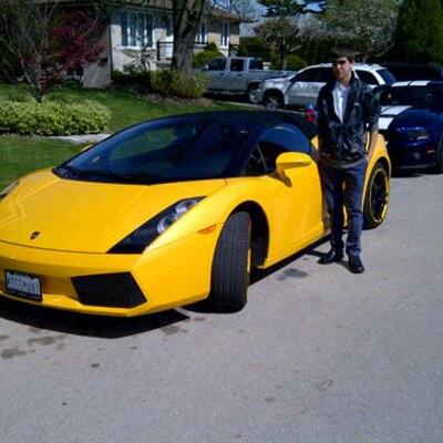 Profile Picture of Matthew Simoes (@m__simoes) on Twitter