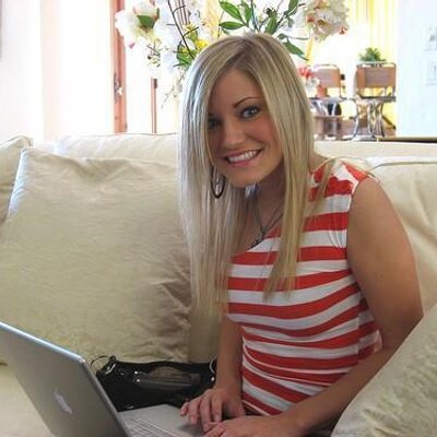 Profile Picture of Nora Pugh (@NoraPugh15) on Twitter