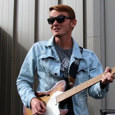 Profile Picture of Wyatt Jones (@TheFakeWJones) on Twitter