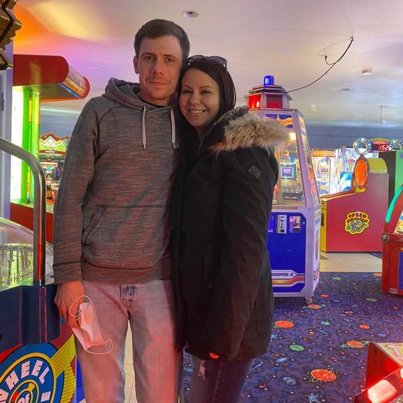 Amanda Boguth - Poshmark Profile Picture of Amanda Boguth (@amandaboguth) on Poshmark