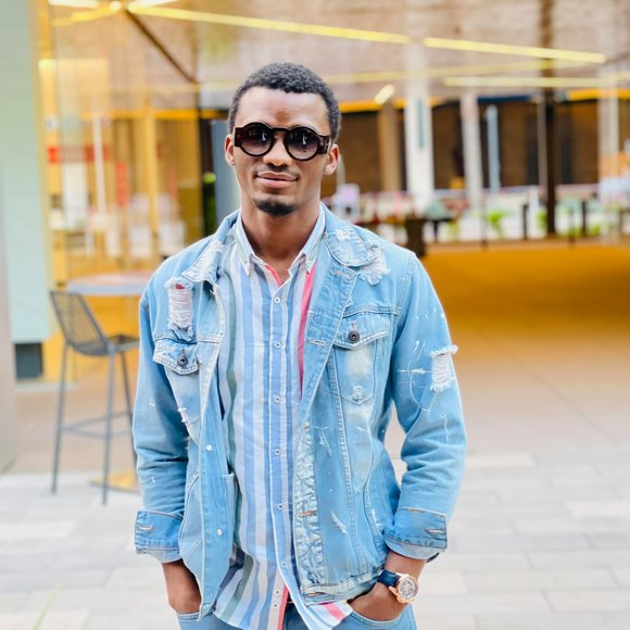 Profile Picture of Oumar Cisse (@oumarhshd) on Poshmark