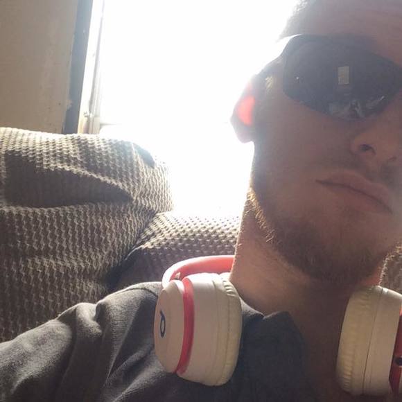 Profile Picture of Jeramie Alcorn (@jeramiealcorn) on Poshmark