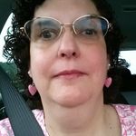 Profile Picture of Julie Levy Penkszyk (@craftynut62) on Instagram
