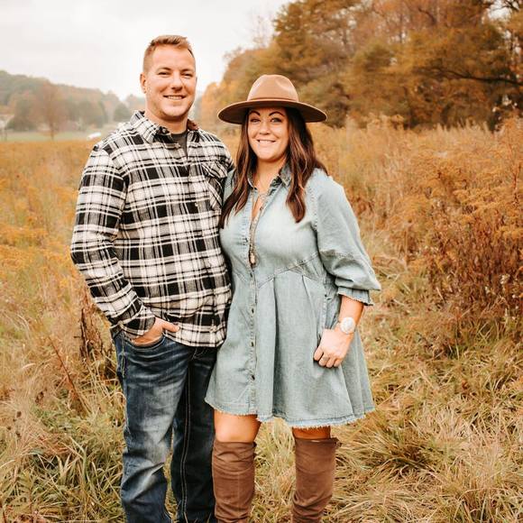 Profile Picture of Kiersten Young (@smithkiersten) on Poshmark