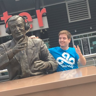 Profile Picture of El (@Mr_Wallace_) on Twitter