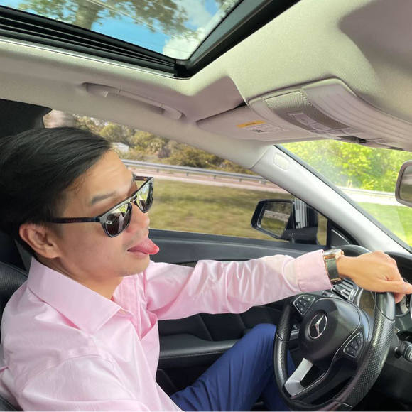 Profile Picture of Bao Bao (@djethanx) on Poshmark