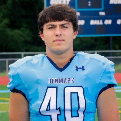 Profile Picture of Zach Burchfield (@ZBurchfield2020) on Twitter