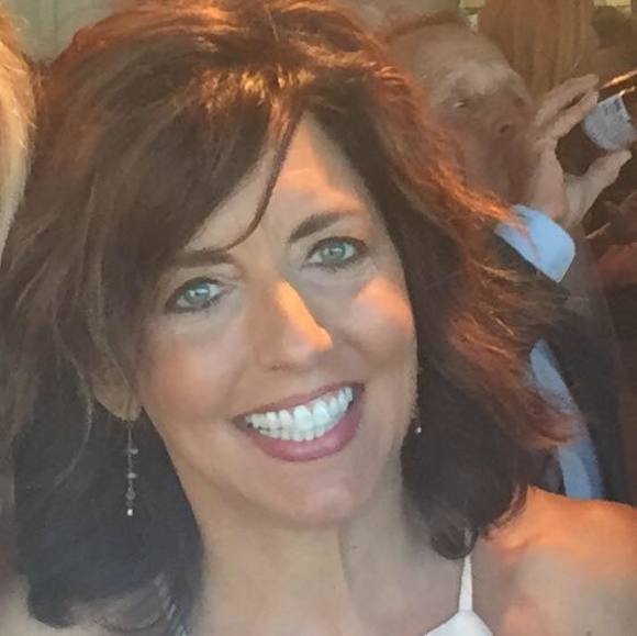 Profile Picture of Robin Olshavsky (@robino3) on Poshmark