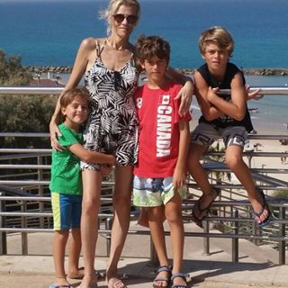 Anne Etkin - Facebook Profile Picture of Anne Etkin (@Anne-Etkin) on Facebook